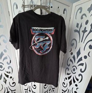 Foo Fighters T Shirt Black Graphic Logo Band Tee Large Cotton Rock Concert Unise